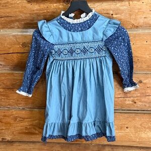 Vintage Polly Finders 6 Blue Smocked Long Sleeve Girls Dress